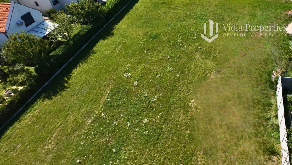 Krásny pozemok na výstavbu RD | Kvetoslavov, Čučoriedková