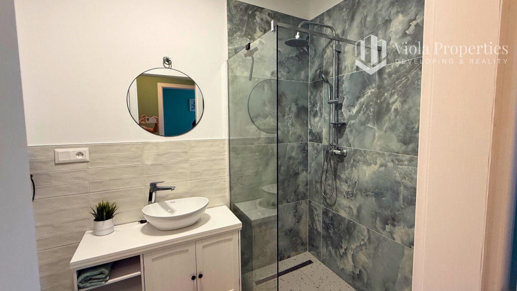 ZARIADENÝ 2-izbový byt s priestrannou terasou | AlicanteGate