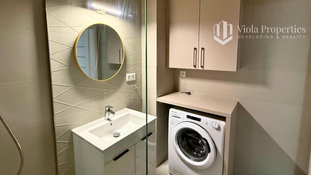 Elegantný 2-izbový byt s terasou | Parkovanie v cene, top lokalita