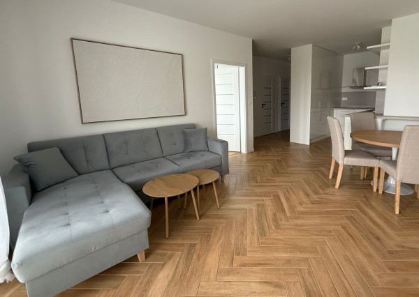 Elegantný 2-izbový byt s terasou | Parkovanie v cene, top lokalita