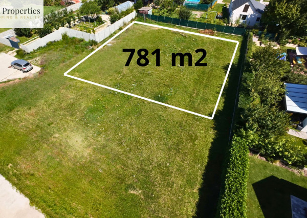 TOP STAVEBNÝ POZEMOK: všetky IS + súkromie | Kvetoslavov